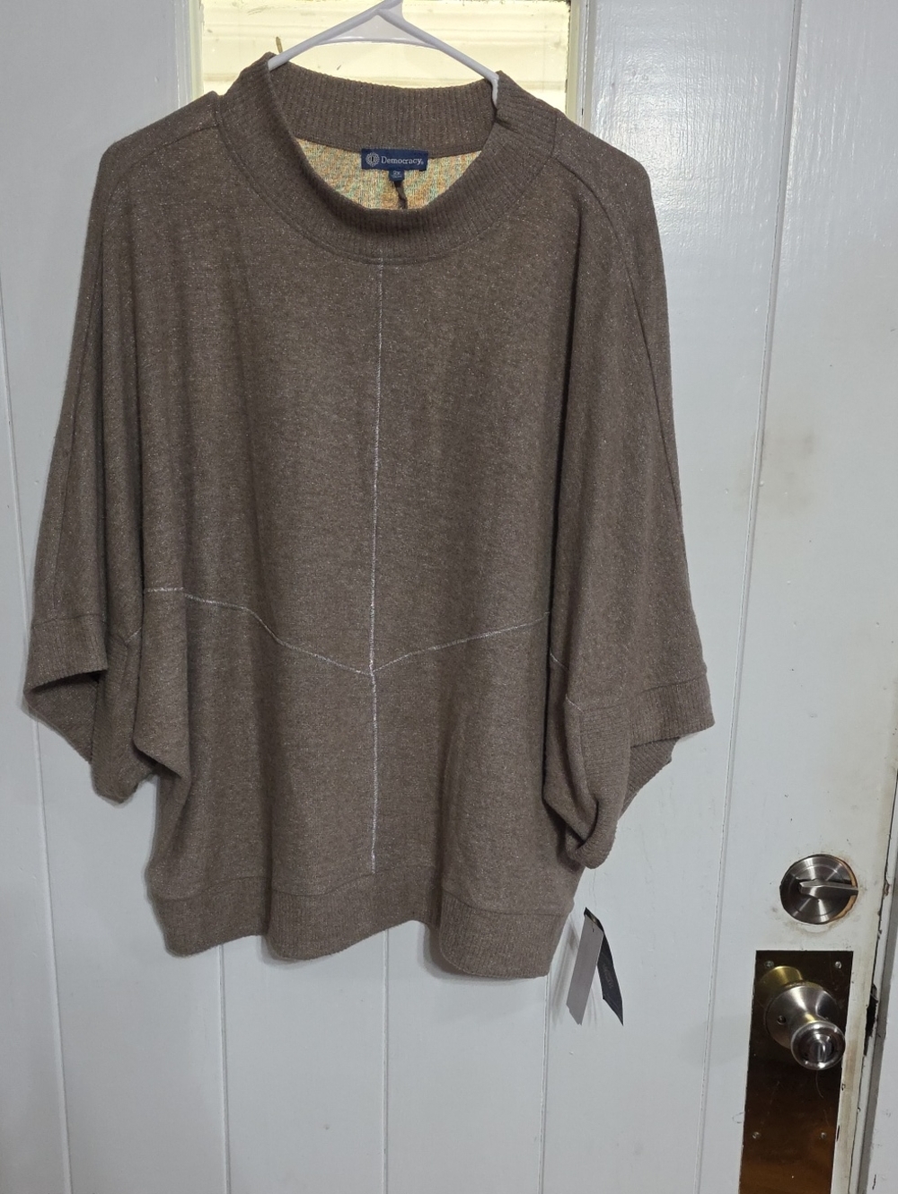 NWT Democracy Light Brown Crewneck Relaxed Knit Sweater Shimmery Silver Sz 2X